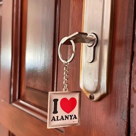 Mit Garten, 500 M Zum Strand, In Der Naehe Der Stadt 阿拉尼亚