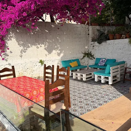 Villa Mit Garten, 500 M Zum Strand, In Der Naehe Der Stadt